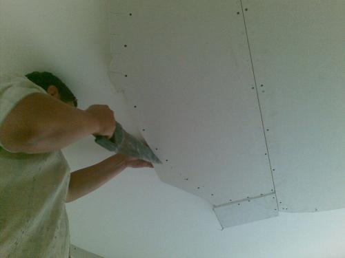 Обшиваем гипсокартоном потолок. Какие инструменты и материал понадобятся