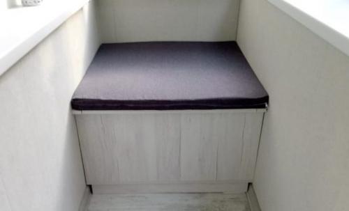 Ящик диван для хранения на балконе