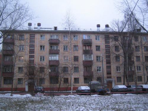 Сколько квадратных метров в 5 этажном доме. Почему в СССР строили дома именно в 5 и 9 этажей?