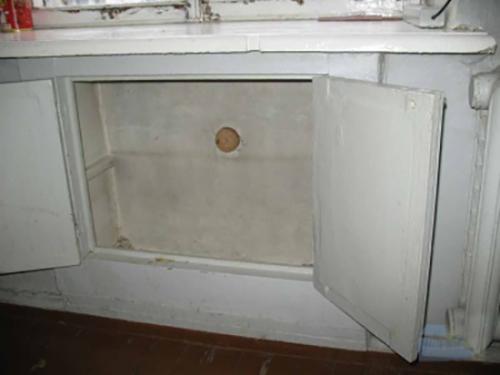 Зимний холодильник в хрущевке. Недостатки холодильника под окном