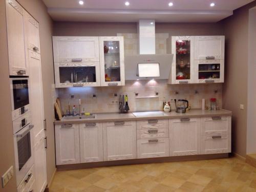 Линейная планировка кухни. Дизайн прямой кухни: 70+ реальных фото примеров