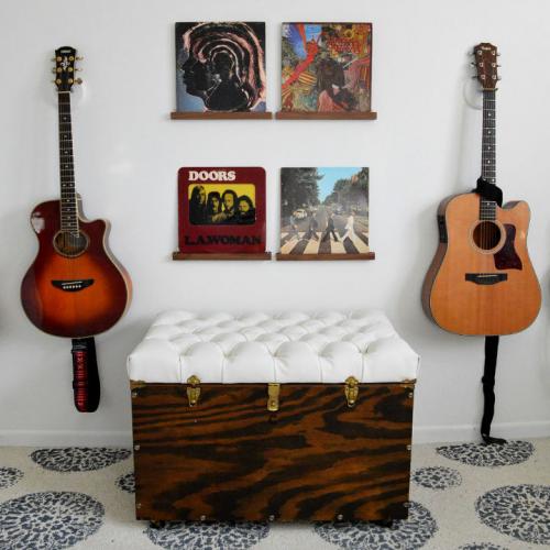 Сундук на балкон: идеальное решение для хранения и комфортного сидения 06