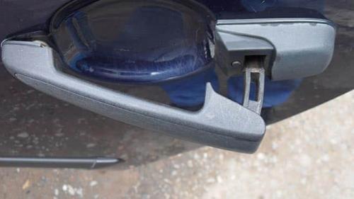 Замена наружней ручки двери гранта. Как правильно выполнить замену ручки на задней двери в Ладе Гранте