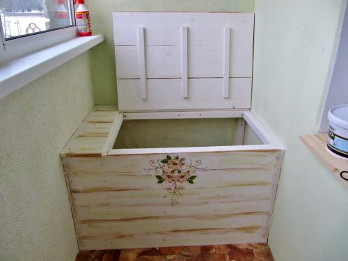 Как сделать диван-сундук на балкон своими руками: пошаговая инструкция 08 Как сделать диван-сундук на балкон своими руками: пошаговая инструкция 08