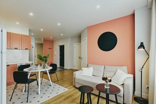 Самые практичные приёмы при зонировании кухни. Основные правила и ошибки в дизайне кухни 19