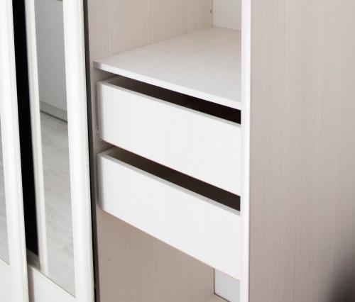 Как добавить дополнительные функции, например, отсеки или ящики. Как сделать ящики внутри шкафа и встроить их своими руками в готовую мебель