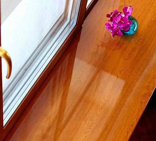 Установка подоконника в деревянном доме. Как установить деревянный подоконник: особенности и технология монтажа