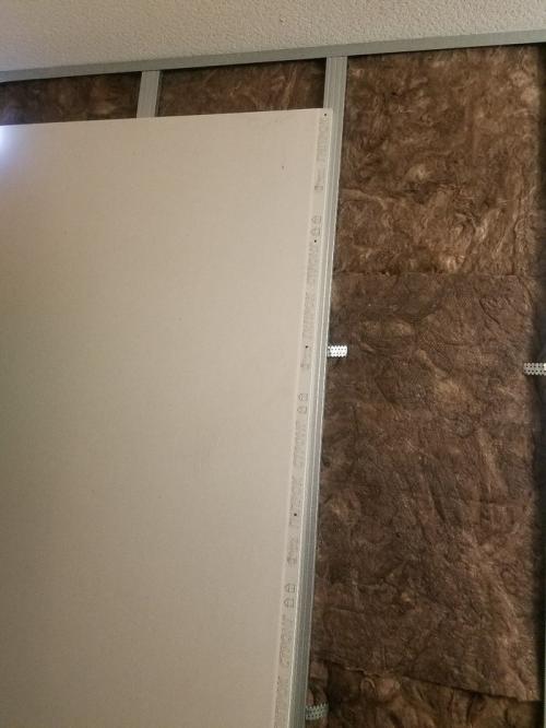 Какие методы ремонта несущих стен в хрущевках существуют. Ремонт в хрущевке своими руками (часть4: вторая стена)