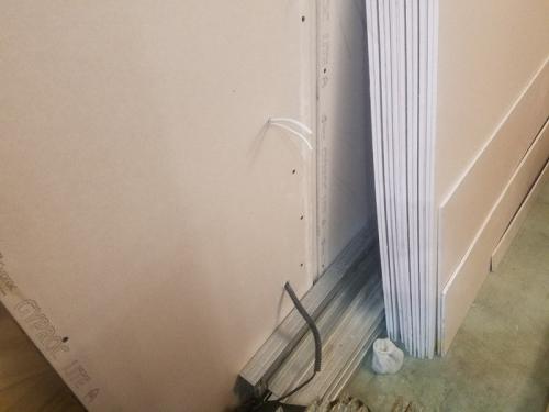 Какие методы ремонта несущих стен в хрущевках существуют. Ремонт в хрущевке своими руками (часть4: вторая стена)