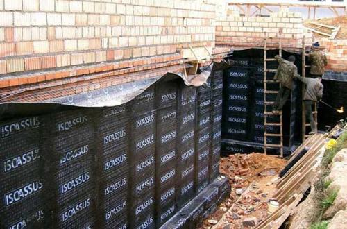 Гидроизоляция фундамента материалы. Вертикальная гидроизоляция