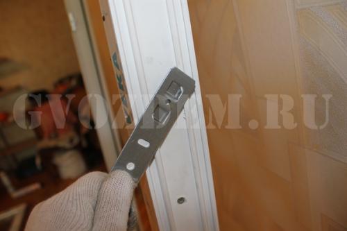 Анкерные пластины для окон пвх. Что такое анкерная пластина для пластиковых окон, выбор нужного размера, как ее установить? 11