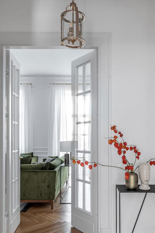 Светлые двери: как добавить элегантность вашему интерьеру 11 Светлые двери: как добавить элегантность вашему интерьеру 11