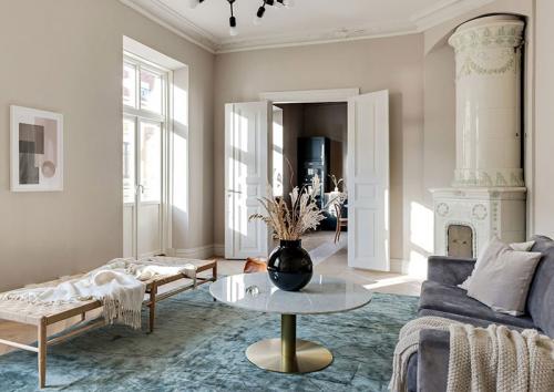 Светлые двери: как добавить элегантность вашему интерьеру 04 Светлые двери: как добавить элегантность вашему интерьеру 04