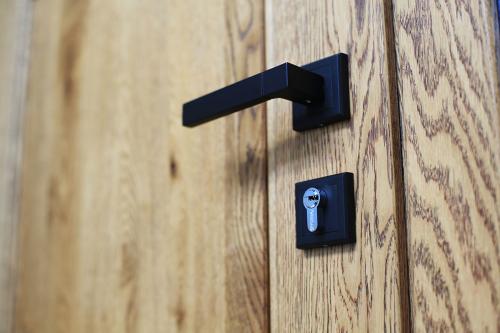 Двери межкомнатные: как они превращают интерьер 02