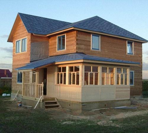 Примыкание крыши веранды к дому. Разновидности крыш и кровель