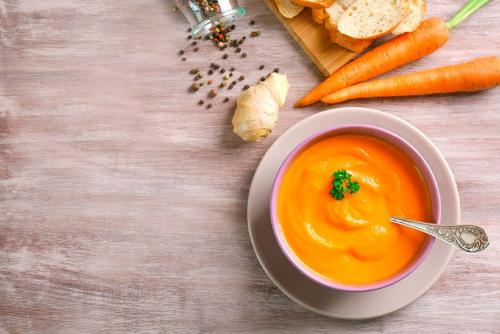 Морковь изначально была фиолетовой. Изначально морковь была фиолетовой, а не оранжевой 01