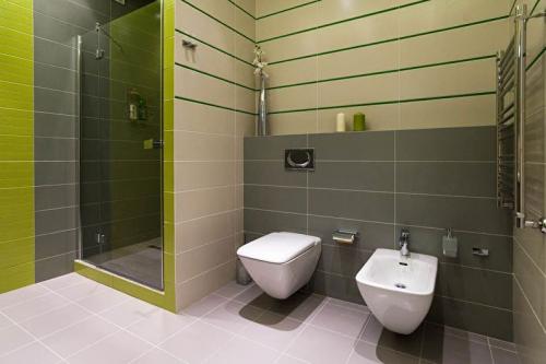 С какими цветами сочетается серый. Сочетание с другими цветами 06