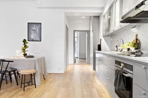 Кухня в бело-серых тонах. Серая кухня (+77 фото): с деревом, белым или черным? Рассказываем, как ее оформить в 2021-2022 году