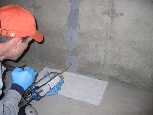 Отсутствует гидроизоляция между цоколем и стеной! Фото последствий и как устранить причину? 07