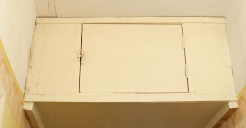 Антресоль в прихожей под потолком своими руками. Антресоль своими руками 12