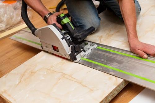 Антресоль в прихожей под потолком своими руками. Антресоль своими руками 09