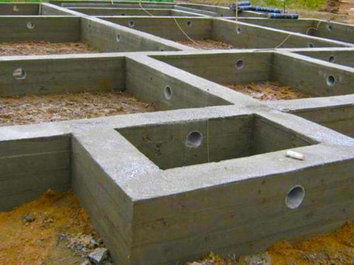 Как закрытие продухов помогает сохранить тепло в доме. Продухи в фундаменте: как сохранить их целостность и стоит ли закрывать на зиму