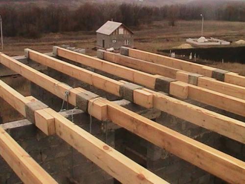 Брус для пола второго этажа. Деревянные балки перекрытия - размеры и нагрузки