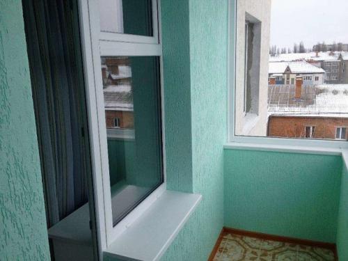 Внутренняя отделка холодного балкона своими руками. Стены