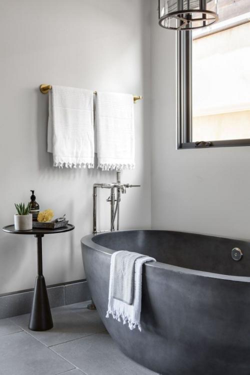Серая плитка в маленькой ванной. Серая ванная: психологические особенности цвета и выбор оттенка