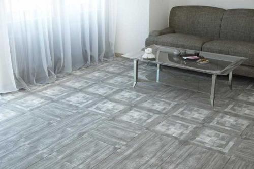 Серая плитка на пол в интерьере ванной и кухни. Серая плитка: сочетания, идеи дизайна и правила оформления в интерьере (90 фото)