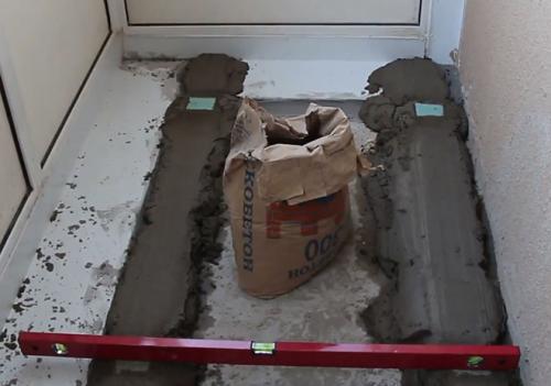 Все о полах на балконе и лоджии. Цементная стяжка