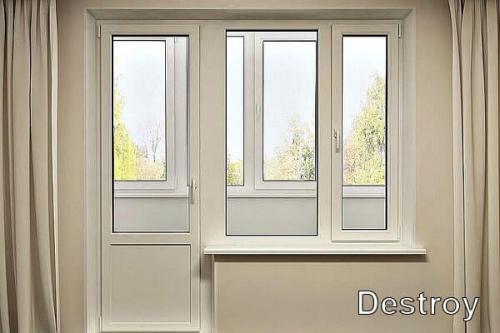 Как заменить старые балконные двери. Демонтаж балконной двери. Как правильно делать