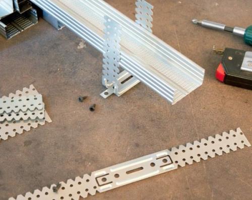 Гипсокартонные потолки и стены. Монтаж на профиль