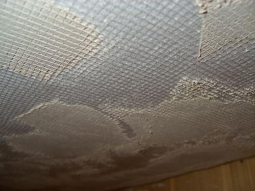 Штукатурка и шпаклевка деревянного потолка: основные принципы и приемы 02