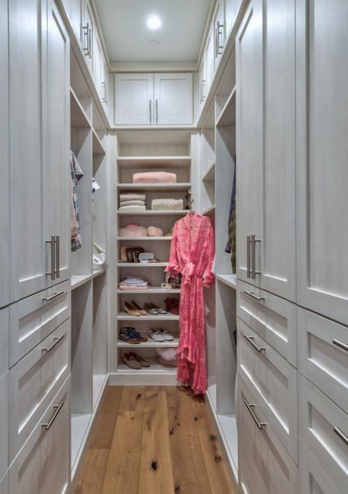 Удобная планировка: как разместить мебель в 3-х комнатной квартире 13