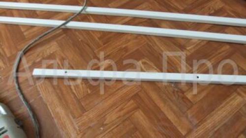 Устранение неровностей потолка с помощью рейки: простой способ 03