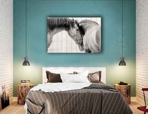 Как картины с цветами могут улучшить интерьер вашей квартиры 07