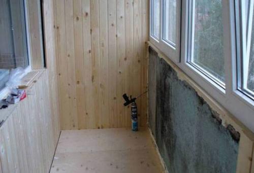 Выравнивание пола на балконе. Дешево и сердито: как выровнять пол на балконе за 2-3 часа 05 Выравнивание пола на балконе. Дешево и сердито: как выровнять пол на балконе за 2-3 часа 05