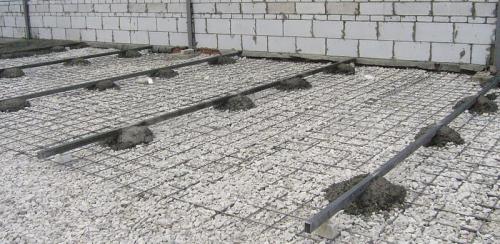 Из чего лучше сделать пол на балконе закрытом. Стяжка её изготовление и особенности