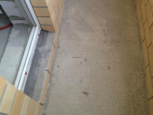 Плитка на пол на балконе своими руками. Отделка балкона плиткой: надежно и долговечно! 08