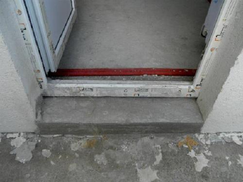 Чем выровнять пол на балконе. Особенности открытого балкона