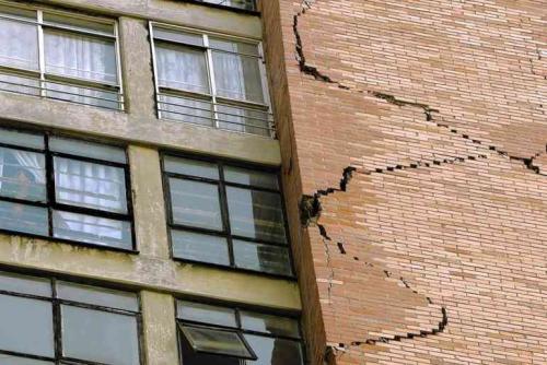 Последствия сноса несущей стены. Что будет если снести несущую стену в квартире