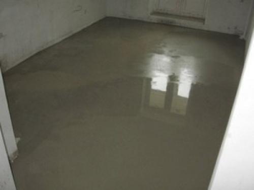 Наливной пол на балконе или лоджии своими руками. Факторы, влияющие на выбор наливного пола для балкона 13 Наливной пол на балконе или лоджии своими руками. Факторы, влияющие на выбор наливного пола для балкона 13