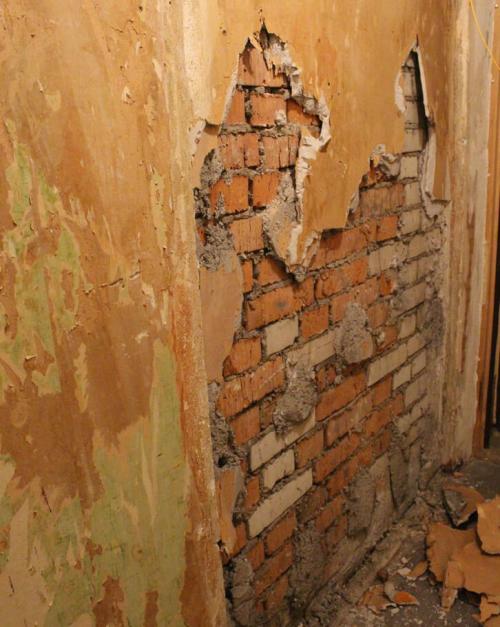 Как снести стену в хрущевке. Демонтаж стен в хрущевке