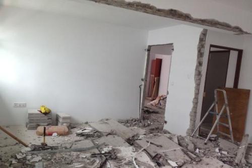 Какие стены можно сносить в кирпичном доме. В каких случаях допустим снос кирпичной перегородки в квартире