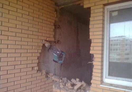 Какие стены можно сносить в кирпичном доме. В каких случаях допустим снос кирпичной перегородки в квартире