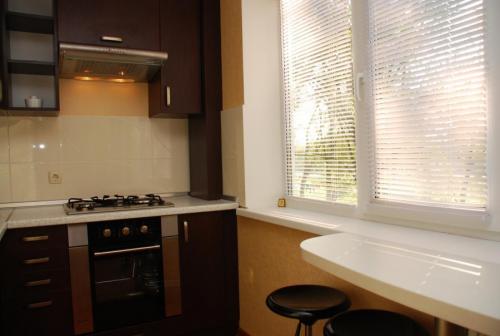 Как сделать ремонт в хрущевке своими руками. Ремонт в хрущевке – советы и рекомендации, как сделать косметический и капитальный ремонт