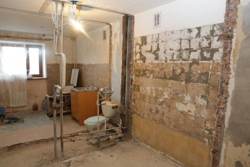 Снес полностью стены в ванной в. Удаление перегородки в ванной 02