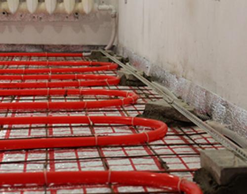 Какие расходы будут при установке и эксплуатации водяного теплого пола. Сколько стоит монтаж теплого водяного пола?