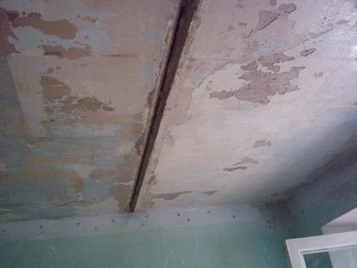 Как выровнять потолок с большими перепадами. Мокрый способ выравнивания потолка